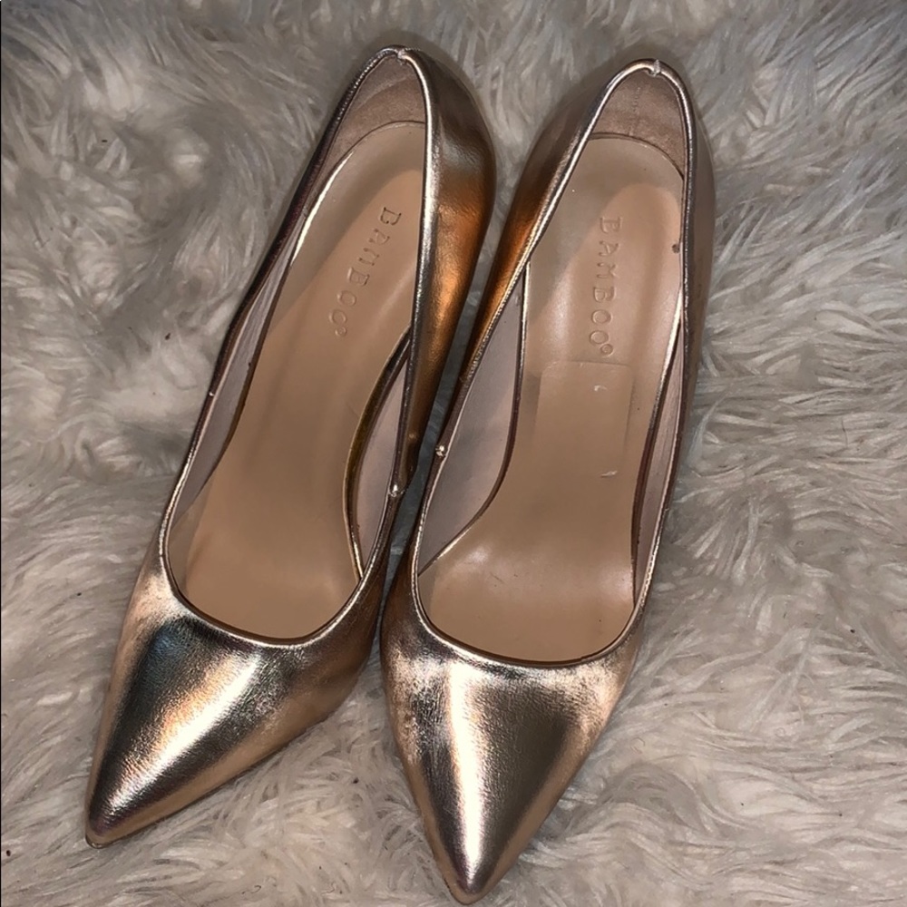 cute rose gold pump